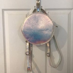 Holographic Purse